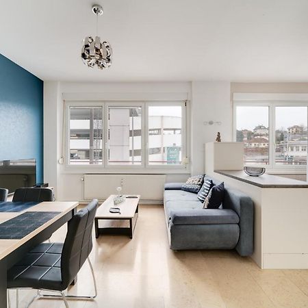 Superbe Appartement A Une Minute A Pied De La Gare Épinal Екстериор снимка