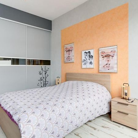 Superbe Appartement A Une Minute A Pied De La Gare Épinal Екстериор снимка