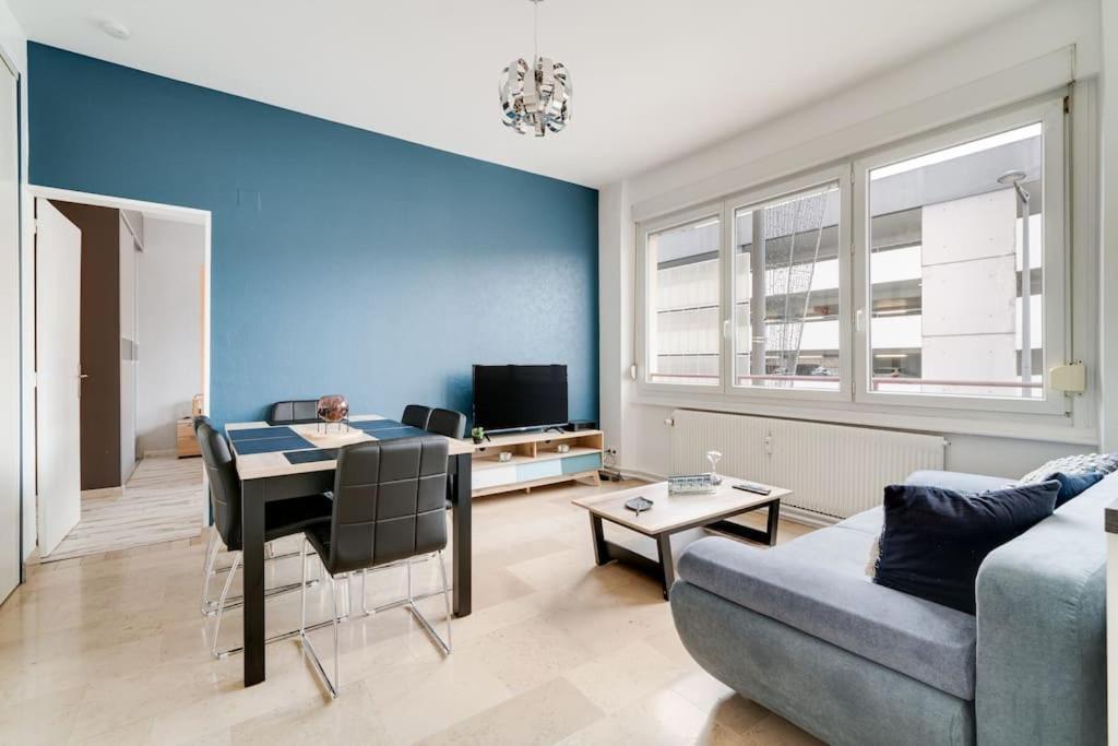 Superbe Appartement A Une Minute A Pied De La Gare Épinal Екстериор снимка